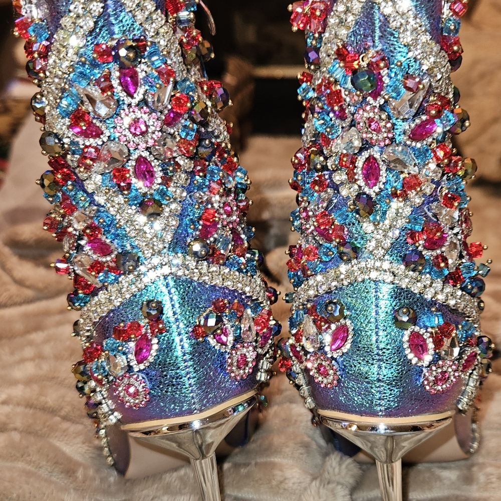 AZALEA WANG CRISP MULTI SIZE 8 - Picture 8 of 11